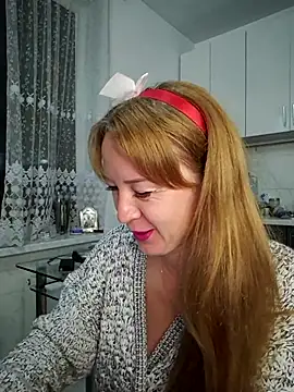 Snapshot of LanaBananaa_ chatting on February 27, 2026, 9:58 pm LanaBananaa online show from February 27, 2026, 9:58 pm