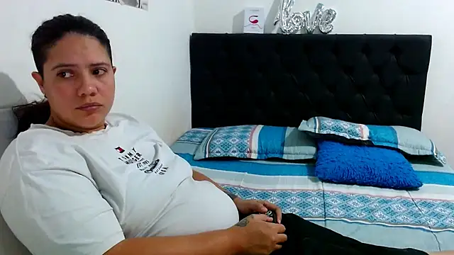 suzy paz online show from March 28, 2026, 10:00 pm