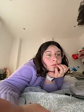 sari237 online show from March 13, 2026, 3:50 pm