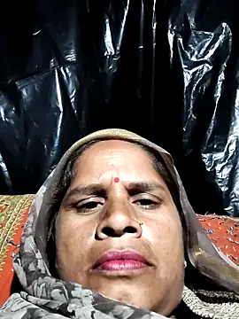 Snapshot of Hot_kiran4 chatting on February 6, 2026, 3:52 pm Hot kiran4 online show from February 6, 2026, 3:52 pm