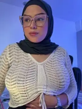 Amira-Awhada online show from March 11, 2026, 6:57 pm