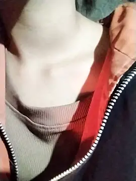 Snapshot of bigdady112 chatting on February 13, 2026, 2:33 am bigdady112 online show from February 13, 2026, 2:33 am