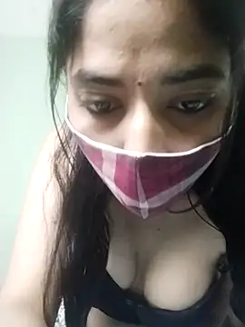 Snapshot of Kitti-Sharma chatting on March 28, 2026, 8:04 am Kitti-Sharma online show from March 28, 2026, 8:04 am