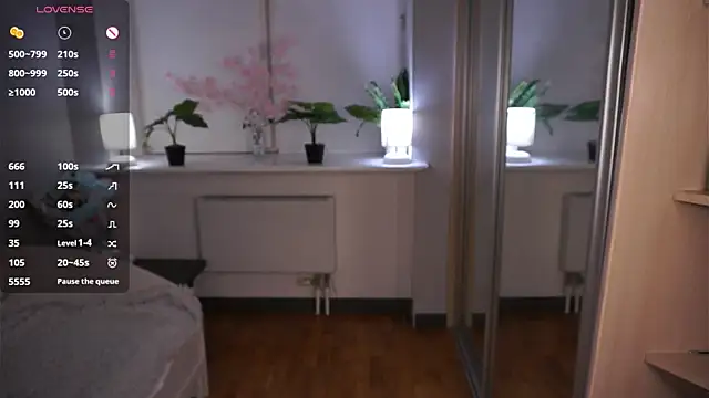 Snapshot of HannaHayles chatting on April 1, 2026, 5:10 pm HannaHayles online show from April 1, 2026, 5:10 pm