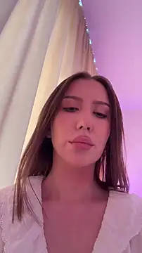 Velvet Hell online show from April 15, 2026, 10:21 am