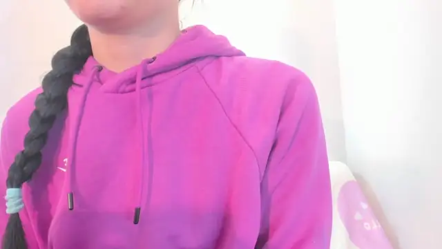 AllanaRosee online show from May 13, 2026, 1:51 pm