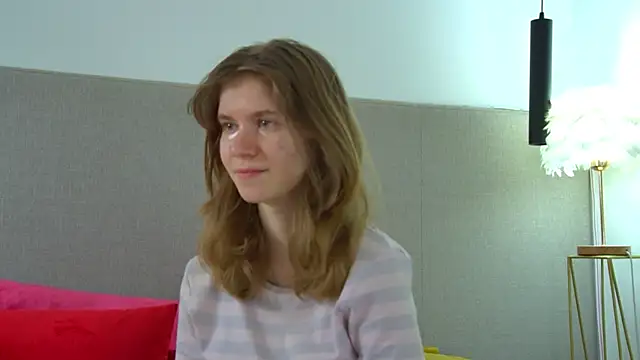 Snapshot of MilaMaelis chatting on March 28, 2026, 6:25 am MilaMaelis online show from March 28, 2026, 6:25 am