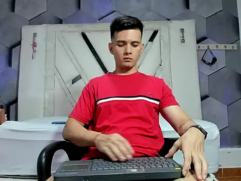 GoldenBoyM online show from June 20, 2026, 3:44 am