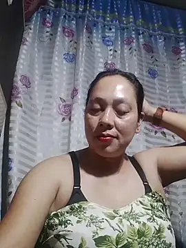 Snapshot of May_Bombs chatting on March 1, 2026, 8:20 pm May Bombs online show from March 1, 2026, 8:20 pm