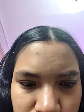 Snapshot of Julieta_Parker chatting on February 6, 2026, 12:23 pm Julieta Parker online show from February 6, 2026, 12:23 pm