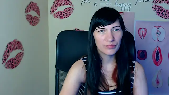 Snapshot of Rosalinda_ro chatting on May 9, 2026, 6:11 pm Rosalinda ro online show from May 9, 2026, 6:11 pm