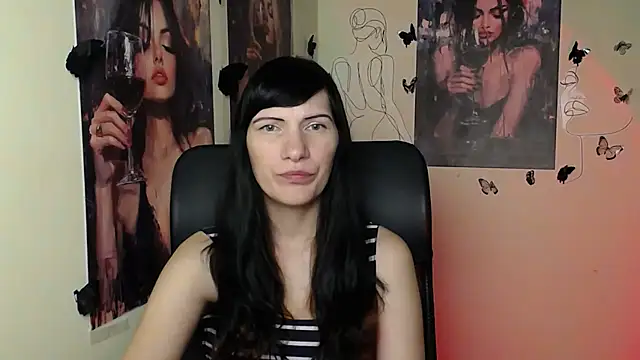 Snapshot of Rosalinda_ro chatting on May 14, 2026, 6:49 pm Rosalinda ro online show from May 14, 2026, 6:49 pm