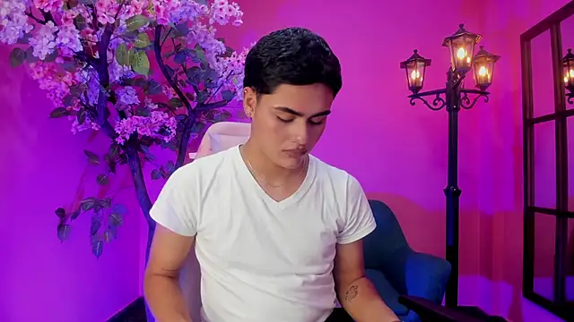 FemNoa online show from February 10, 2026, 5:12 pm