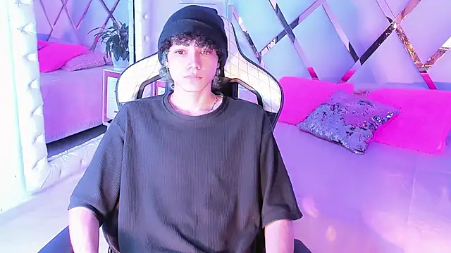 thanier 18 online show from February 27, 2026, 7:35 pm