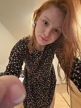 mad girlygirl online show from February 8, 2026, 8:17 pm