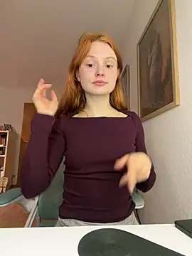 mad girlygirl online show from February 7, 2026, 8:06 pm