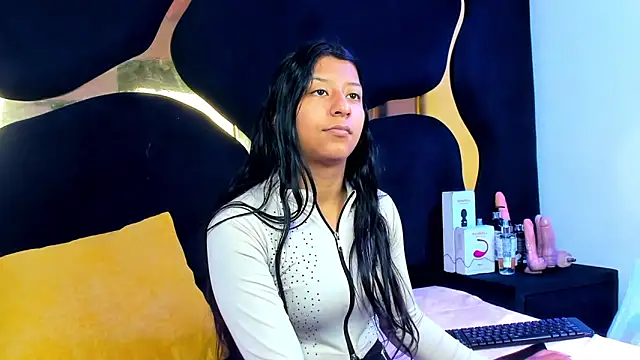 Vaneline2 online show from May 22, 2026, 2:15 pm
