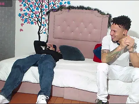 Snapshot of Damian20261 chatting on February 25, 2026, 2:39 pm Damian20261 online show from February 25, 2026, 2:39 pm