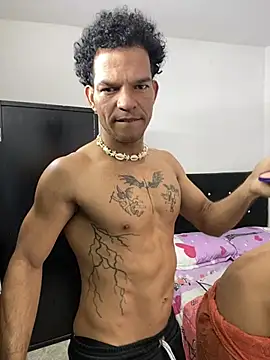 Snapshot of MaxyRyan chatting on April 12, 2026, 3:37 pm MaxyRyan online show from April 12, 2026, 3:37 pm