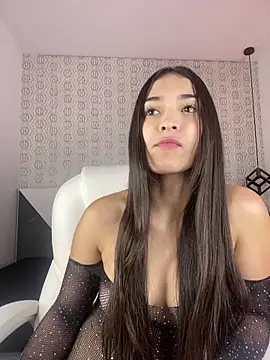 Snapshot of Mia_rivers__ chatting on February 18, 2026, 7:32 pm Mia rivers online show from February 18, 2026, 7:32 pm