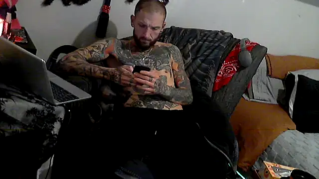 Snapshot of F_D_R_ chatting on February 12, 2026, 12:16 pm F D R online show from February 12, 2026, 12:16 pm