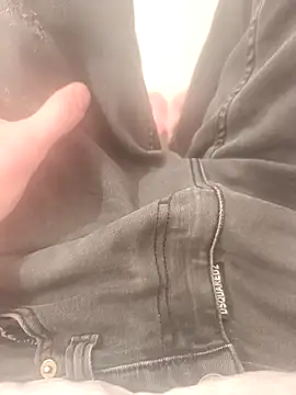 honryboy1 4 online show from March 5, 2026, 9:54 pm