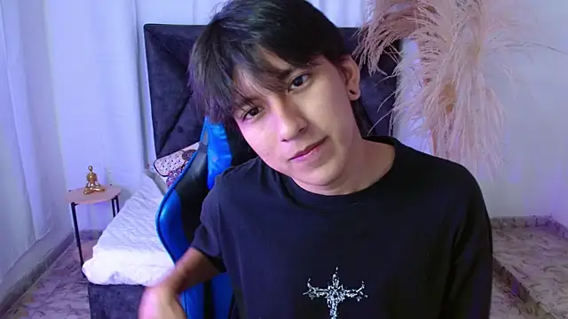 Snapshot of nikoo_18 chatting on February 17, 2026, 1:41 pm nikoo 18 online show from February 17, 2026, 1:41 pm