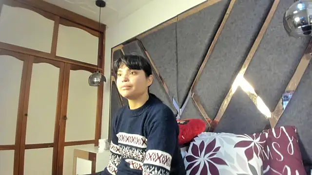 Maggyx online show from April 10, 2026, 1:18 pm