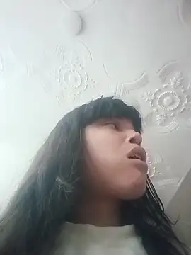 Maggyx online show from April 7, 2026, 1:24 pm