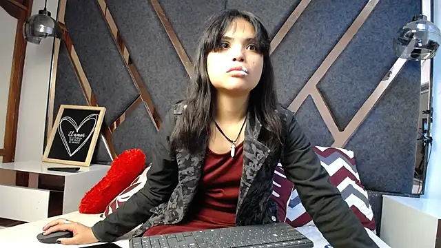 Maggyx online show from May 27, 2026, 1:40 pm