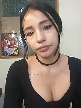 Chloe Miller 2 online show from May 19, 2026, 2:29 am