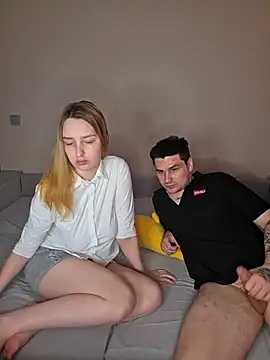 Snapshot of ToxyFoxyy chatting on March 1, 2026, 11:21 am ToxyFoxyy online show from March 1, 2026, 11:21 am