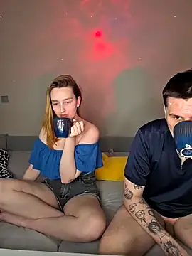 Snapshot of ToxyFoxyy chatting on February 11, 2026, 12:27 pm ToxyFoxyy online show from February 11, 2026, 12:27 pm