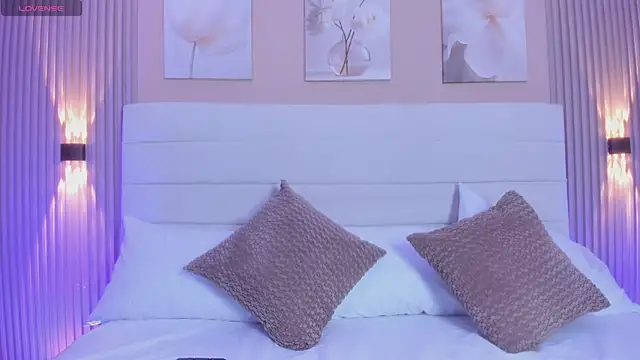 Snapshot of LisaLain chatting on July 27, 2026, 12:12 pm LisaLain online show from July 27, 2026, 12:12 pm