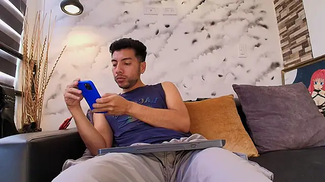 Max Hornye online show from February 19, 2026, 6:38 pm