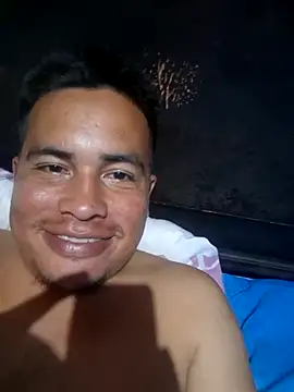 Snapshot of LuzSantoDeEmmanuel chatting on April 8, 2026, 5:31 am LuzSantoDeEmmanuel online show from April 8, 2026, 5:31 am