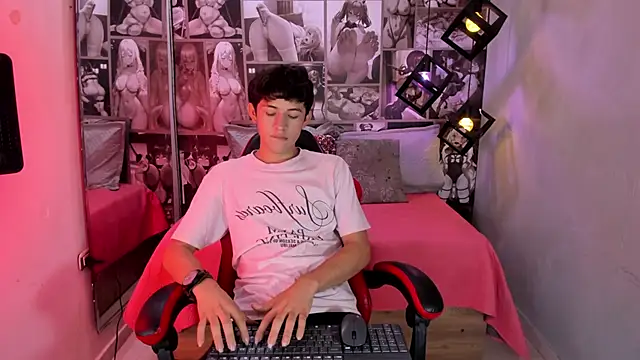 Snapshot of Christian_Foxx chatting on February 21, 2026, 1:24 pm Christian Foxx online show from February 21, 2026, 1:24 pm