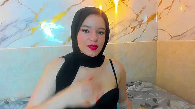 Snapshot of _Nadiiaa chatting on February 7, 2026, 12:57 pm Nadiiaa online show from February 7, 2026, 12:57 pm