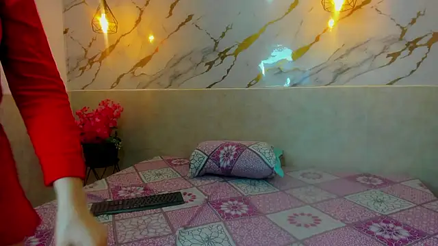 Snapshot of _Nadiiaa chatting on February 10, 2026, 11:53 am Nadiiaa online show from February 10, 2026, 11:53 am