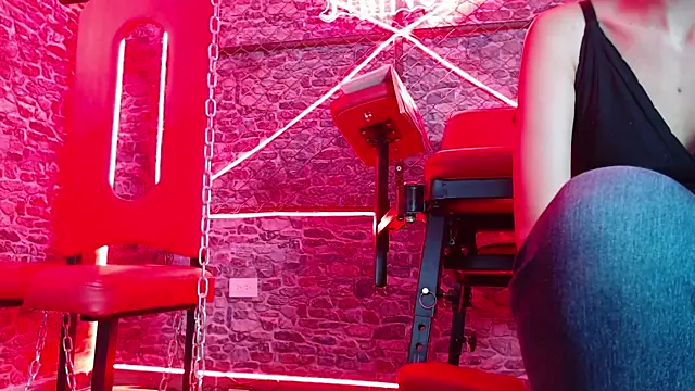 MiistressBlu online show from February 13, 2026, 7:36 pm