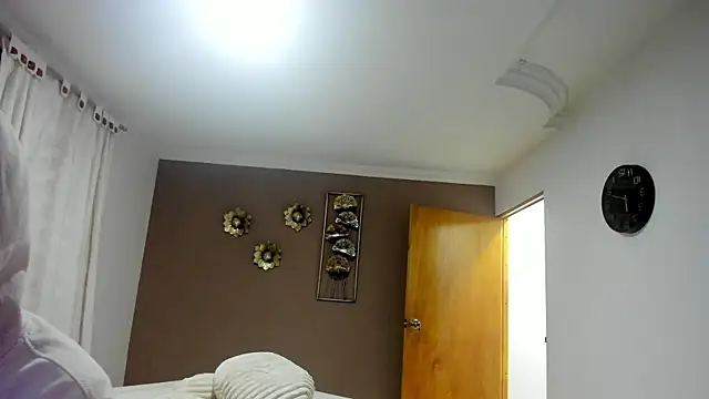 neyder sanz online show from February 12, 2026, 11:54 am