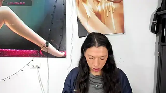 Snapshot of ale-noah chatting on February 12, 2026, 2:11 am ale-noah online show from February 12, 2026, 2:11 am