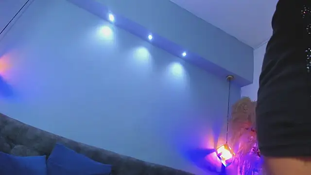 Snapshot of Wildkiitty chatting on April 6, 2026, 7:48 pm Wildkiitty online show from April 6, 2026, 7:48 pm