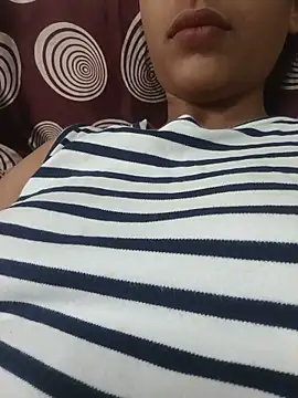 komalsharma99 online show from May 23, 2026, 5:06 am