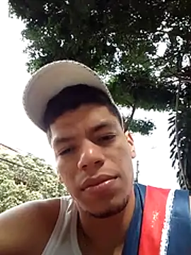 Snapshot of Andres_sant_ chatting on April 11, 2026, 7:17 pm Andres sant online show from April 11, 2026, 7:17 pm