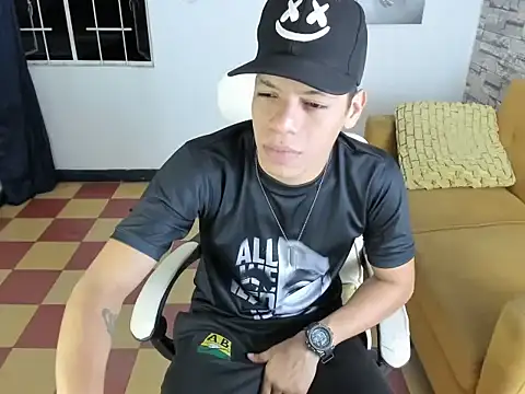 Snapshot of Andres_sant_ chatting on March 20, 2026, 3:51 am Andres sant online show from March 20, 2026, 3:51 am