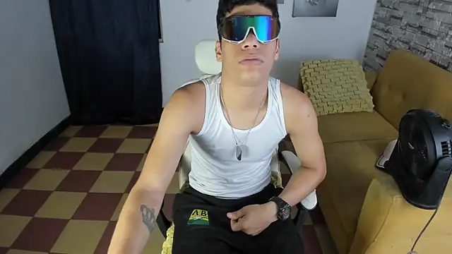 Snapshot of Andres_sant_ chatting on March 25, 2026, 2:12 am Andres sant online show from March 25, 2026, 2:12 am