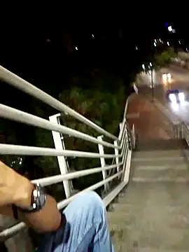 Snapshot of Andres_sant_ chatting on April 1, 2026, 4:47 am Andres sant online show from April 1, 2026, 4:47 am