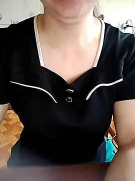 LiilyZi online show from March 30, 2026, 3:08 am