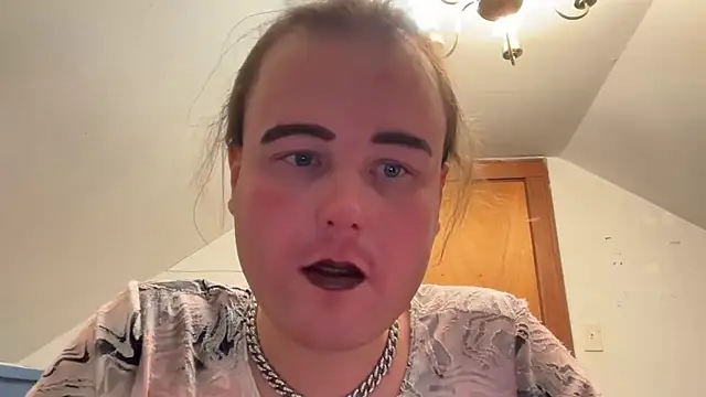 RaeganV online show from February 26, 2026, 7:19 am